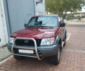 Toyota – Land Cruiser 90