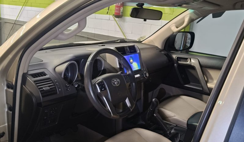 
								Toyota – Land cruiser full									