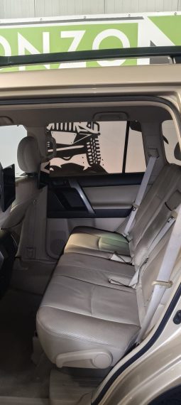 
										Toyota – Land cruiser full									