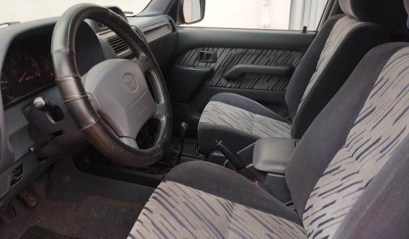 
								Toyota – Land Cruiser 90 full									