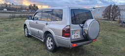 
										MITSUBISHI MONTERO full									