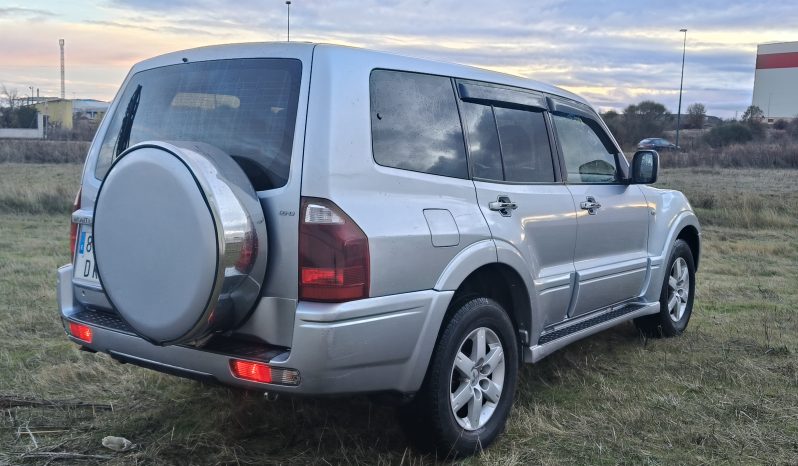 
								MITSUBISHI MONTERO full									