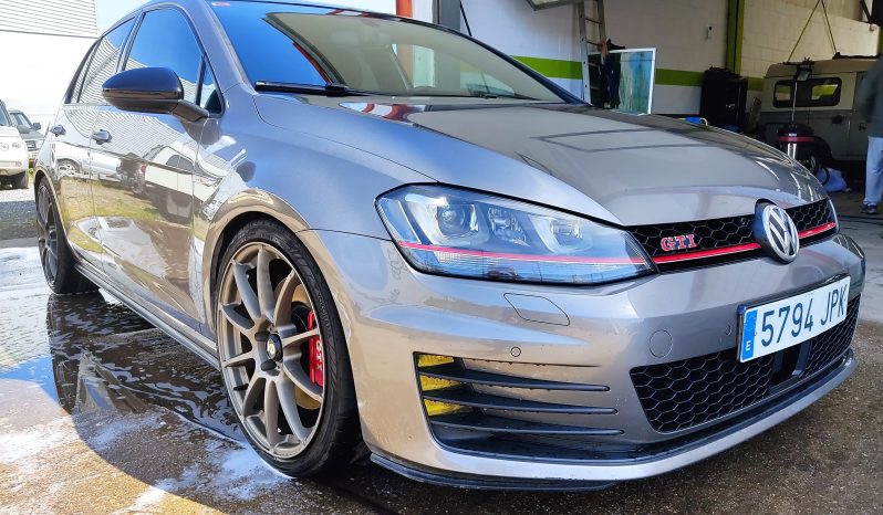 
								GOLF GTI VII PERFORMANCE 230CV 137.000KM full									