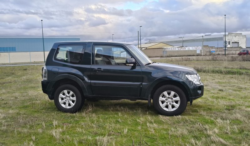 
								MITSUBISHI MONTERO 3.2 DID 200CV 98.000KM full									