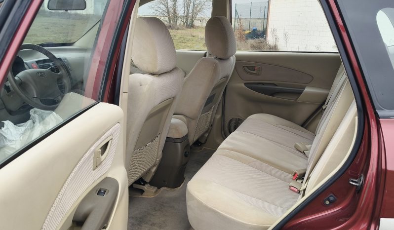 
								hyundai tucson 2.0crdi 140cv SOLO 49.000KM full									