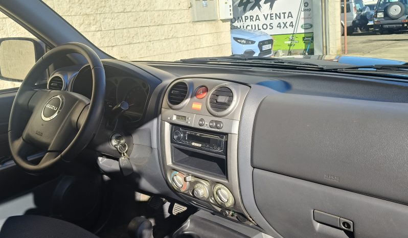
								ISUZU DMAX 2.5 136CV full									
