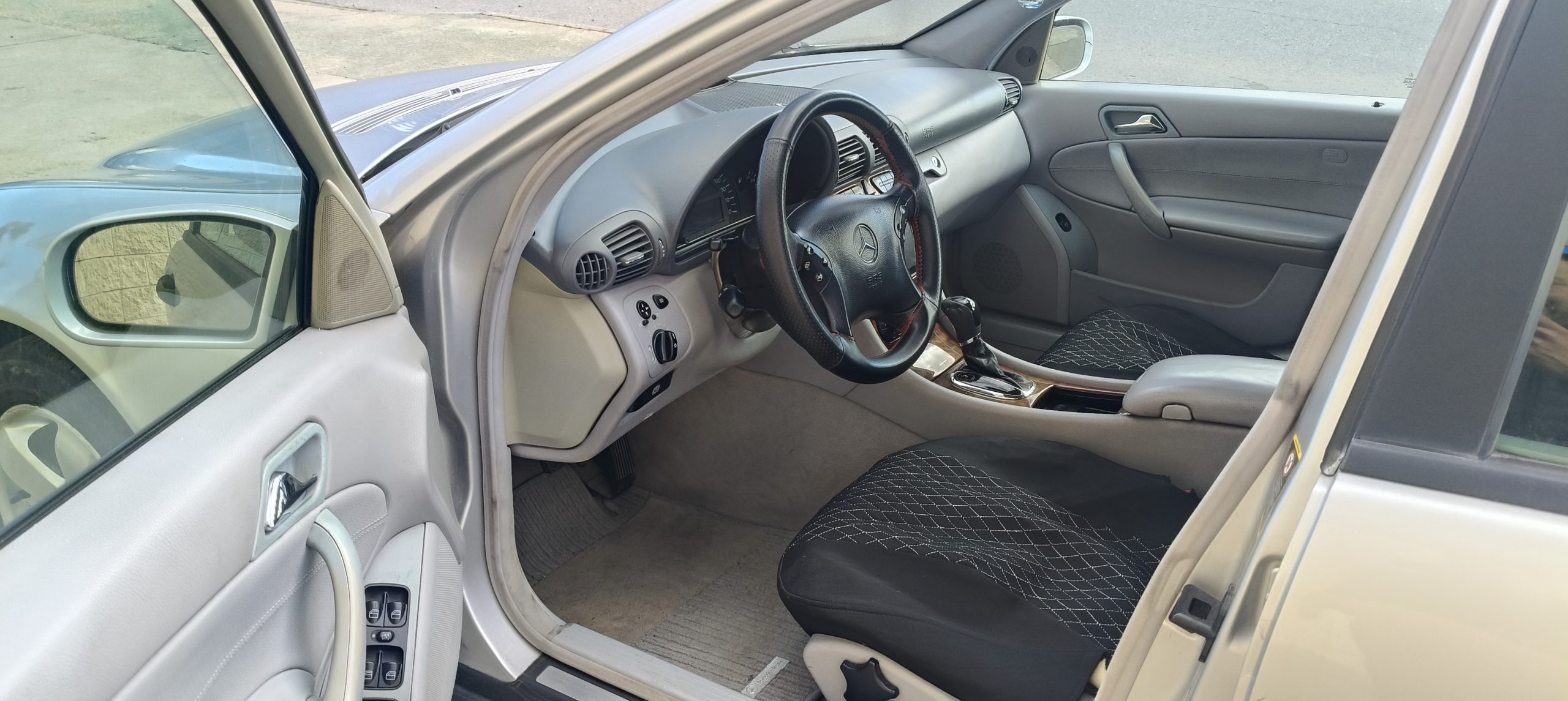 MERCEDES C220CDI 285.000KM