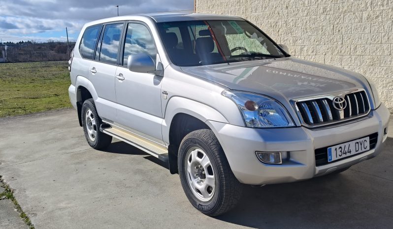 
								TOYOTA LAND CRUISER D4D 163.000CV full									