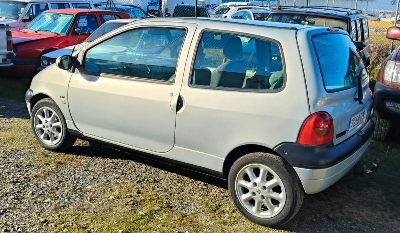 
								Reanault Twingo 1.2 16v 75cv full									