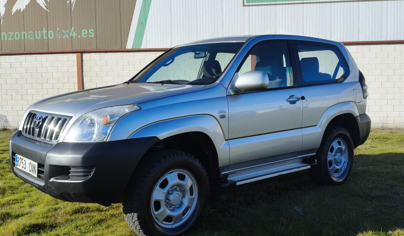 
								Toyota land Cruiser 135.000km full									