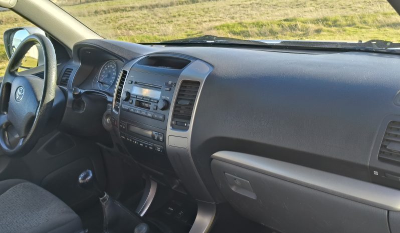 
								Toyota land Cruiser 135.000km full									