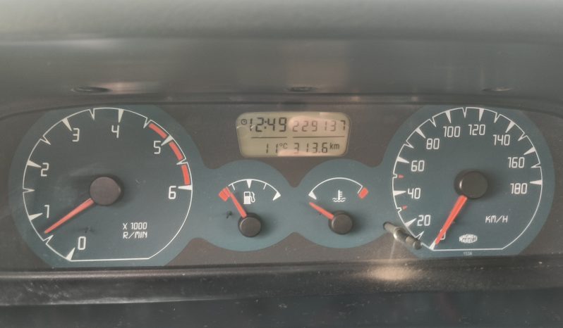 
								NISSAN TERRANO 2.7TDI 125CV full									