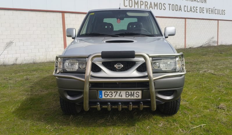 
								NISSAN TERRANO 2.7TDI 125CV full									