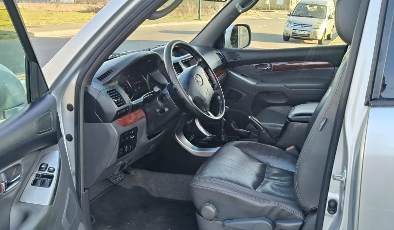 
								Toyota land Cruiser automatico full									