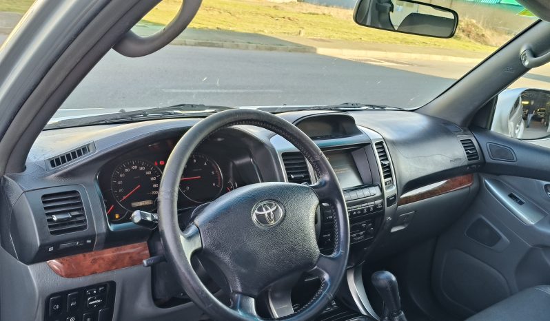 
								Toyota land Cruiser automatico full									