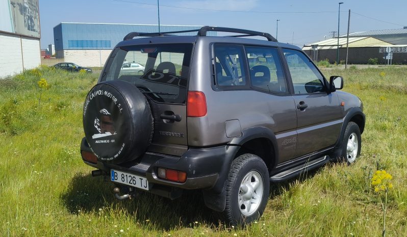 
								Nissan Terrano 2.7 TDI 125cv 179.000km full									