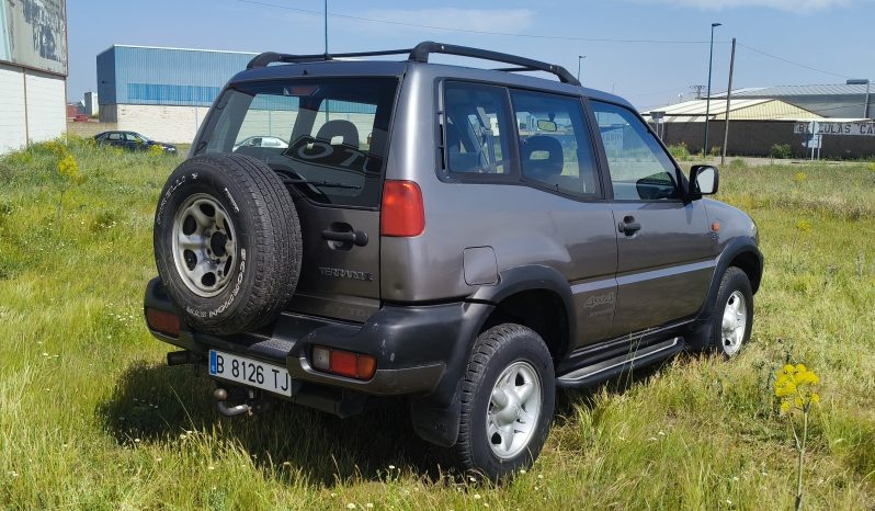 
								Nissan Terrano 2.7 TDI 125cv 179.000km full									