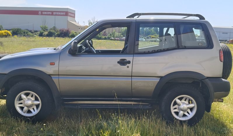 
								Nissan Terrano 2.7 TDI 125cv 179.000km full									