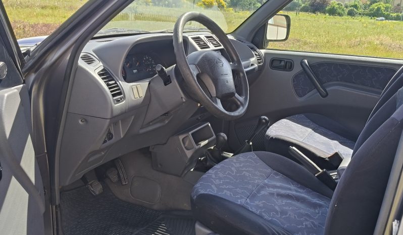 
								Nissan Terrano 2.7 TDI 125cv 179.000km full									