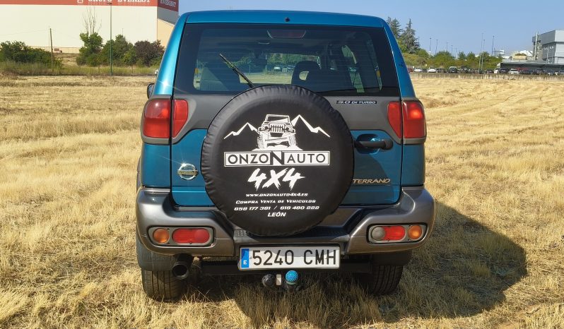 
Nissan Terrano 3.0d 156cv 176.000km full									