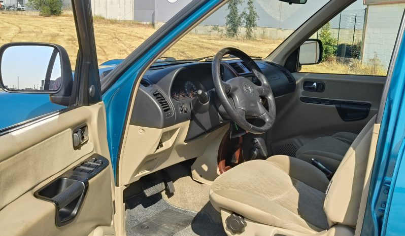 
Nissan Terrano 3.0d 156cv 176.000km full									