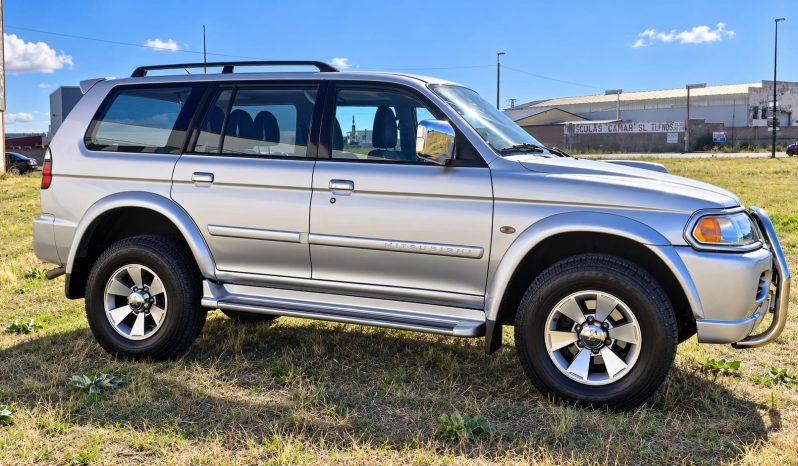 
Mitsubishi montero sport 84.000km full									