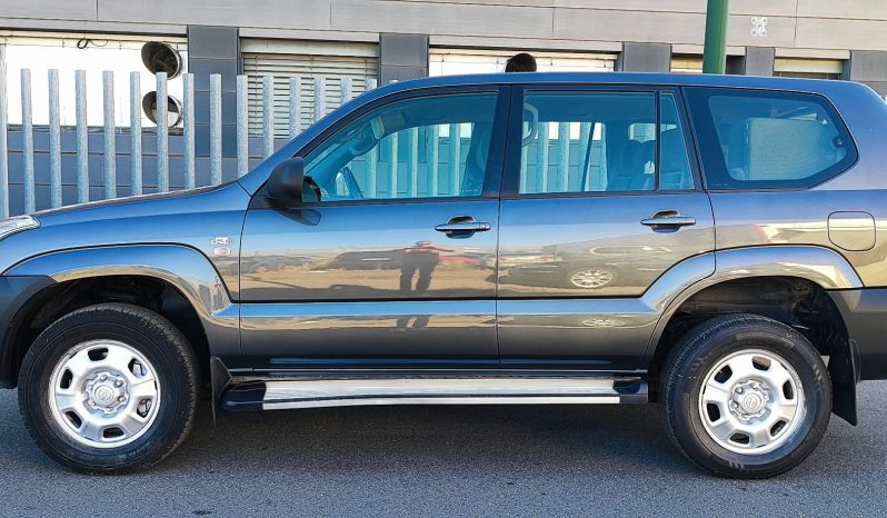 
Toyota land Cruiser 129.000km 173cv full									