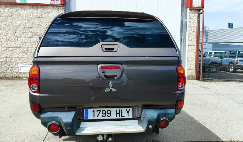 
Mitsubishi l200 automático 2.5 180cv full									