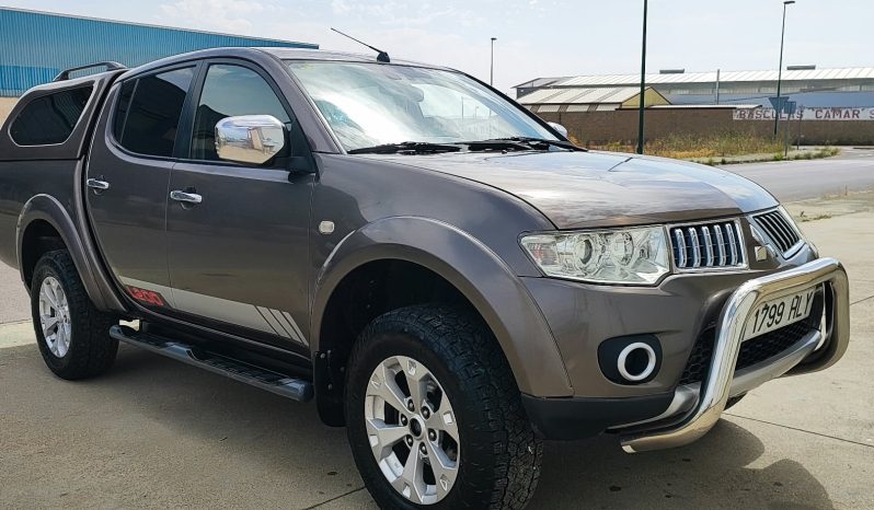 
Mitsubishi l200 automático 2.5 180cv full									